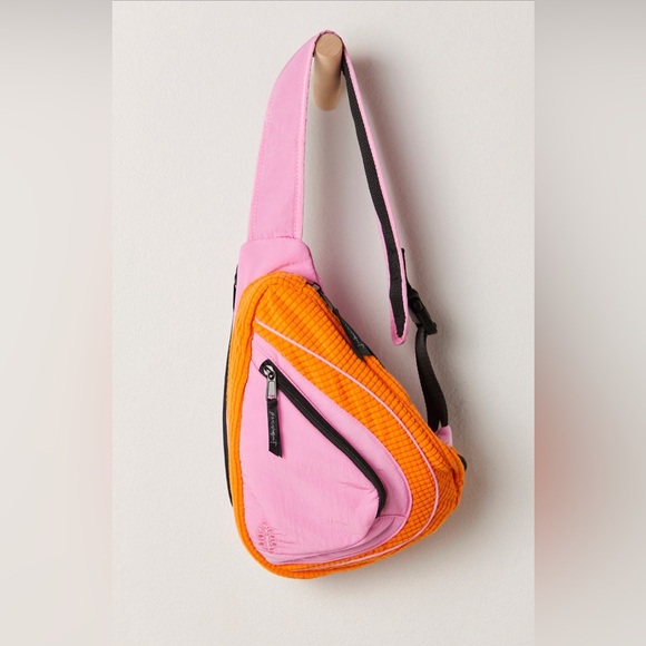 NWT FP Movement Sling Bag - Picture 1 of 5